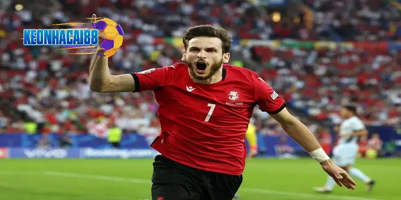 Khvicha Kvaratskhelia tương lai lọt top đề cử quả bóng vàng