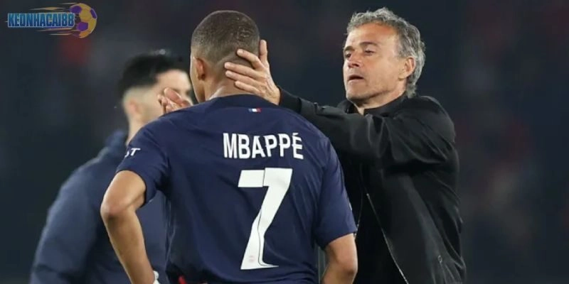 Luis Enrique đang giúp PSG hay hơn, ổn định hơn bất chấp sự ra đi của Mbappe